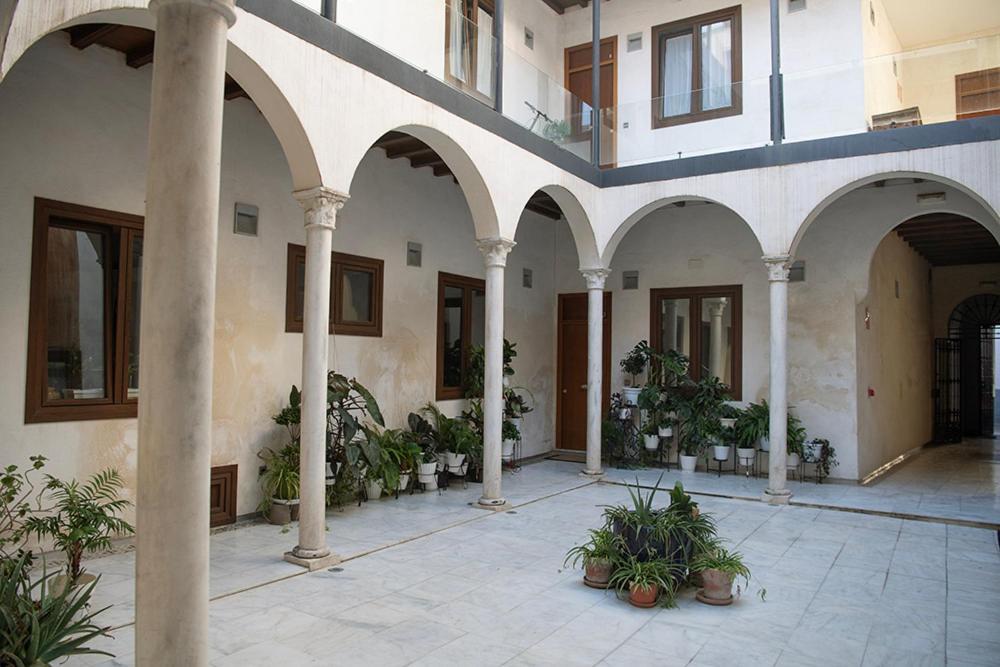 Casa Palacio Bustos Tavera Sevilla Buitenkant foto