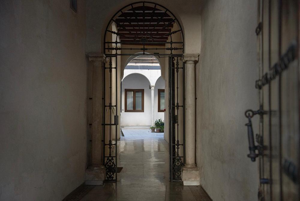 Casa Palacio Bustos Tavera Sevilla Buitenkant foto